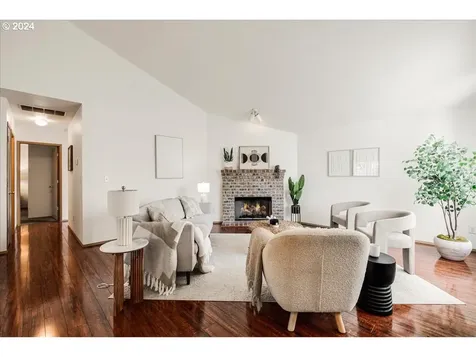 8904 N Bayard Avenue Portland OR 97217