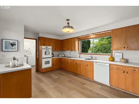 3031 NE 129th Place Portland OR 97230