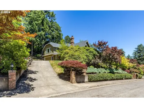 59 Constantine Place Eugene OR 97405