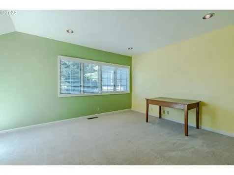 59 Constantine Place Eugene OR 97405