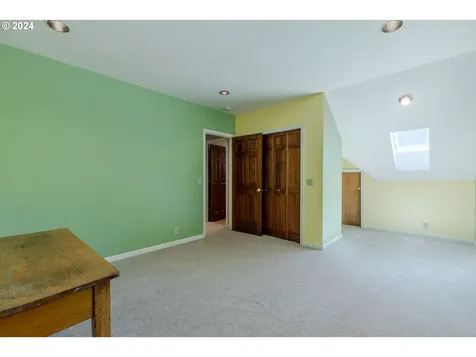 59 Constantine Place Eugene OR 97405