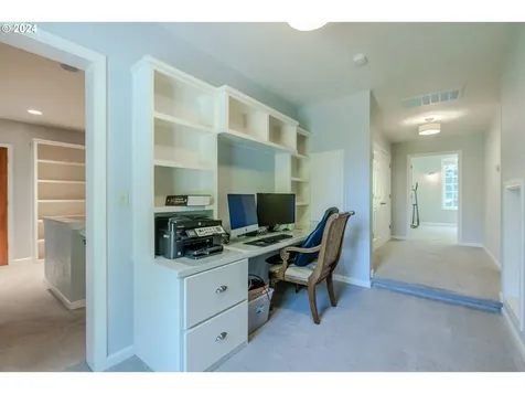 59 Constantine Place Eugene OR 97405