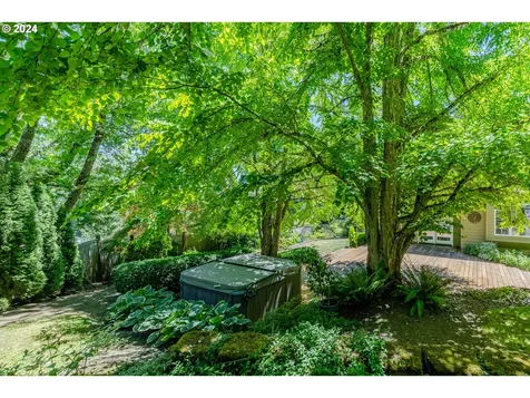 59 Constantine Place Eugene OR 97405