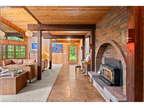 15444 S Leland Road Beavercreek OR 97004