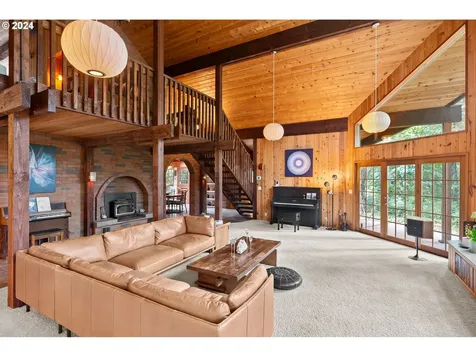 15444 S Leland Road Beavercreek OR 97004