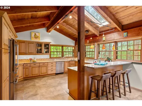 15444 S Leland Road Beavercreek OR 97004