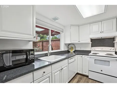 16660 Sw Monterey Lane Portland OR 97224