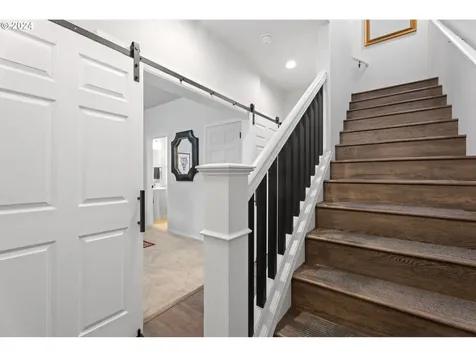 6028 NE Alder Street Hillsboro OR 97124