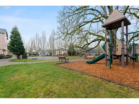 6028 NE Alder Street Hillsboro OR 97124