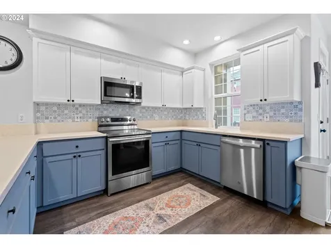 6028 NE Alder Street Hillsboro OR 97124