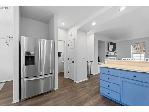6028 NE Alder Street Hillsboro OR 97124