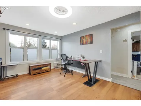 683 W Ellendale Avenue Dallas OR 97338