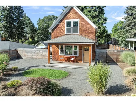 1120 5th Street Hood River OR 97031