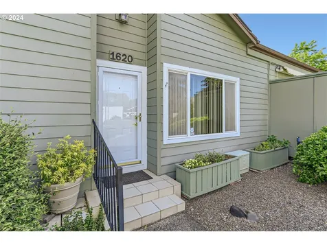 1620 Nw 143rd Avenue Portland OR 97229