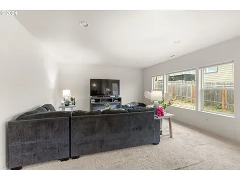1494 Cottonwood Place Cottage Grove OR 97424