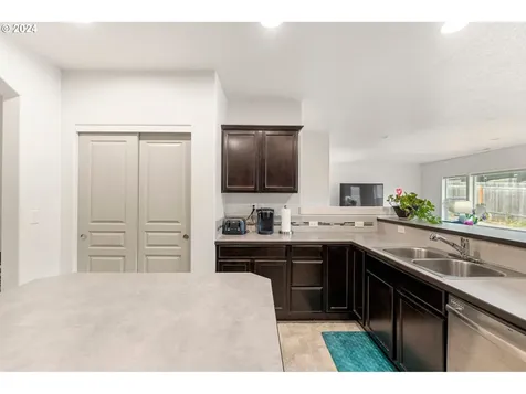 1494 Cottonwood Place Cottage Grove OR 97424