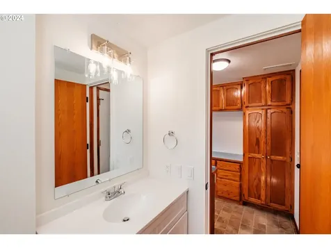 1978 29th Street Florence OR 97439
