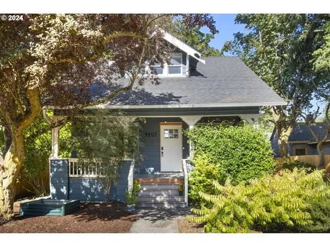 9207 N Ivanhoe Street Portland OR 97203