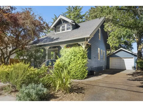 9207 N Ivanhoe Street Portland OR 97203