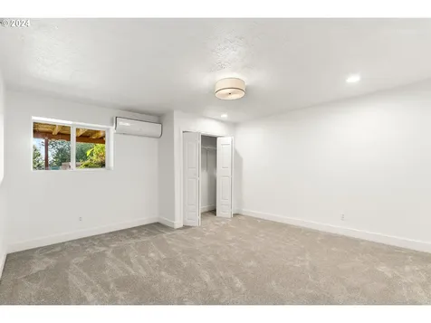 25995 SW Vanderschuere Road Hillsboro OR 97123