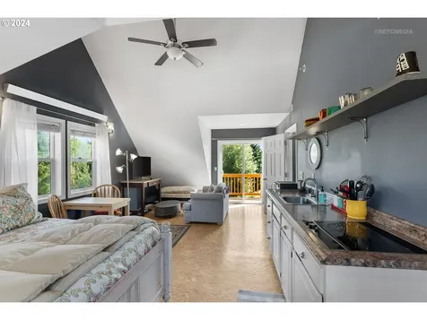 25995 SW Vanderschuere Road Hillsboro OR 97123