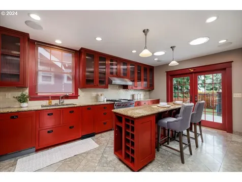 2325 NE 53rd Avenue Portland OR 97213