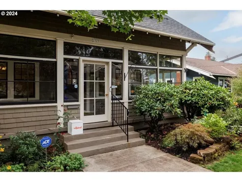 2325 NE 53rd Avenue Portland OR 97213