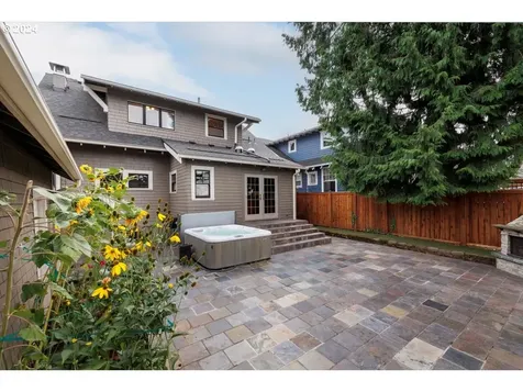 2325 NE 53rd Avenue Portland OR 97213