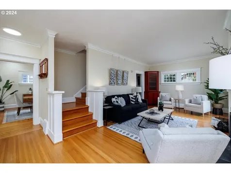 2325 NE 53rd Avenue Portland OR 97213