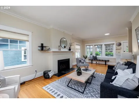2325 NE 53rd Avenue Portland OR 97213