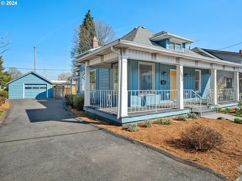 7635 Se Washington Street Portland OR 97215