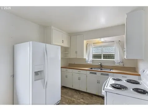 1505 E 14th Street The Dalles OR 97058