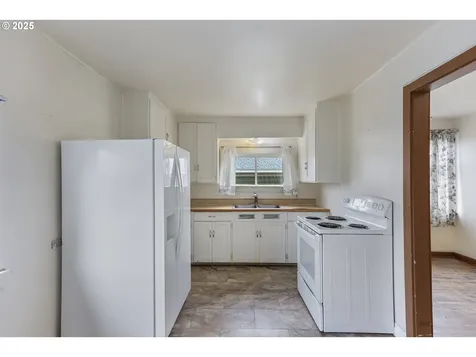 1505 E 14th Street The Dalles OR 97058