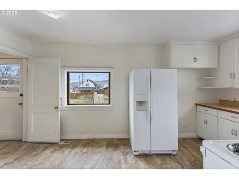 1505 E 14th Street The Dalles OR 97058