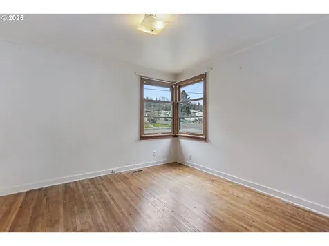 1505 E 14th Street The Dalles OR 97058