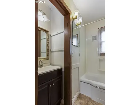 1505 E 14th Street The Dalles OR 97058