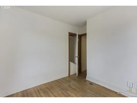 1505 E 14th Street The Dalles OR 97058