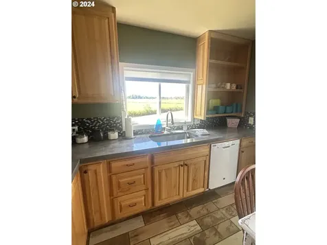 91566 Lewis And Clark Road Astoria OR 97103