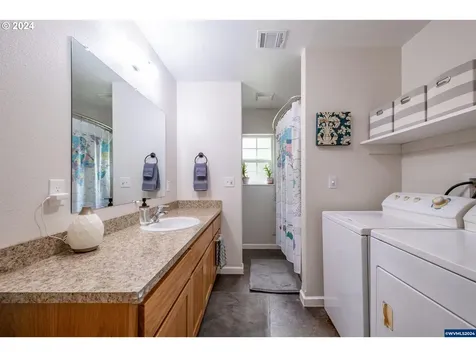 1325 Clark Mill Road Sweet Home OR 97386