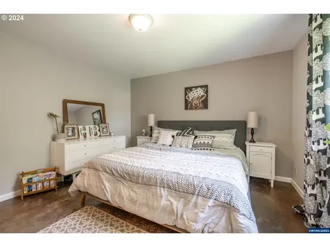 1325 Clark Mill Road Sweet Home OR 97386