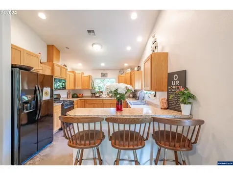 1325 Clark Mill Road Sweet Home OR 97386