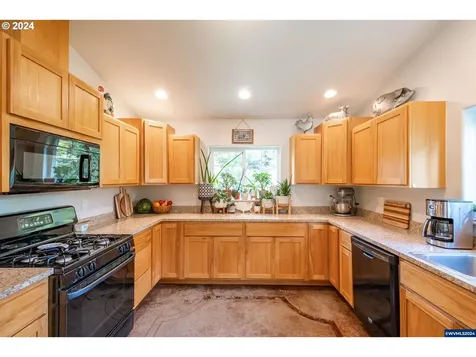 1325 Clark Mill Road Sweet Home OR 97386