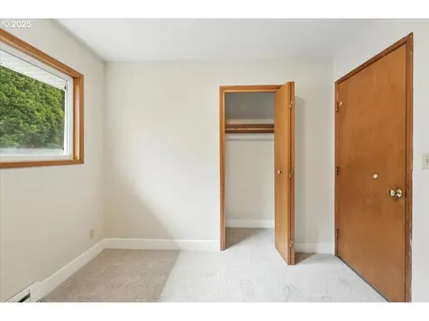 1703 SE Bush Street Hillsboro OR 97123