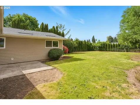 1703 SE Bush Street Hillsboro OR 97123