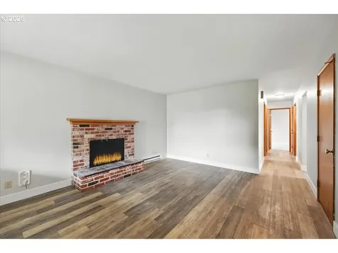 1703 SE Bush Street Hillsboro OR 97123