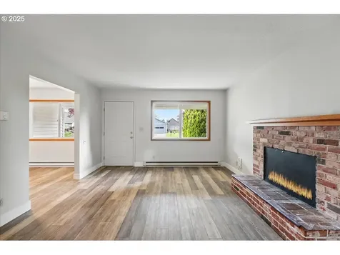 1703 SE Bush Street Hillsboro OR 97123