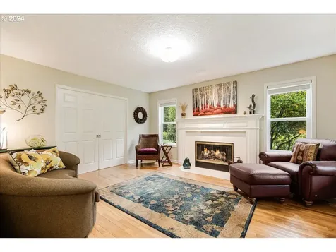 8319 NE 316th Street La Center WA 98629
