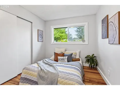 816 Se 153rd Avenue Portland OR 97233