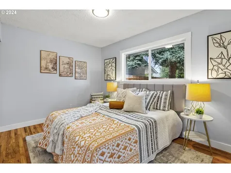 816 Se 153rd Avenue Portland OR 97233