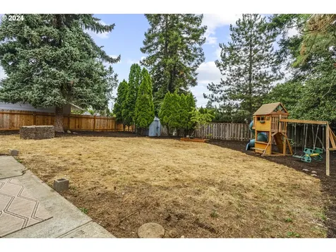 816 Se 153rd Avenue Portland OR 97233